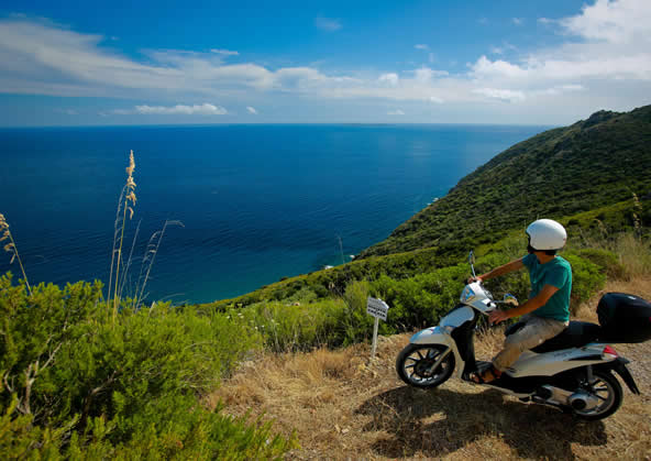 noleggio bici e scooter porto ercole